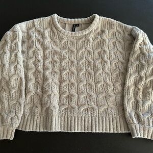 Like NEW Moon & Madison super soft Textured Sweater in Gray-Green